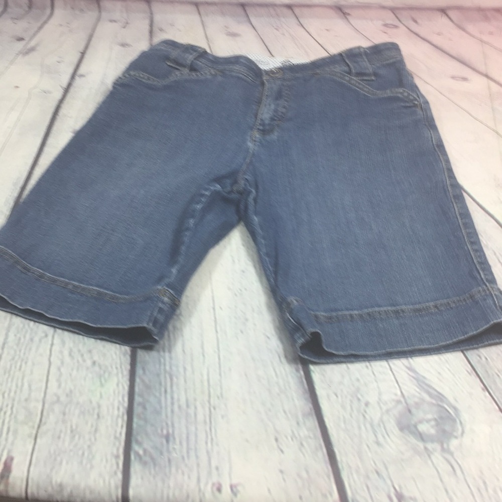 Lee Comfort Waistband Denim Shorts Size 6 M